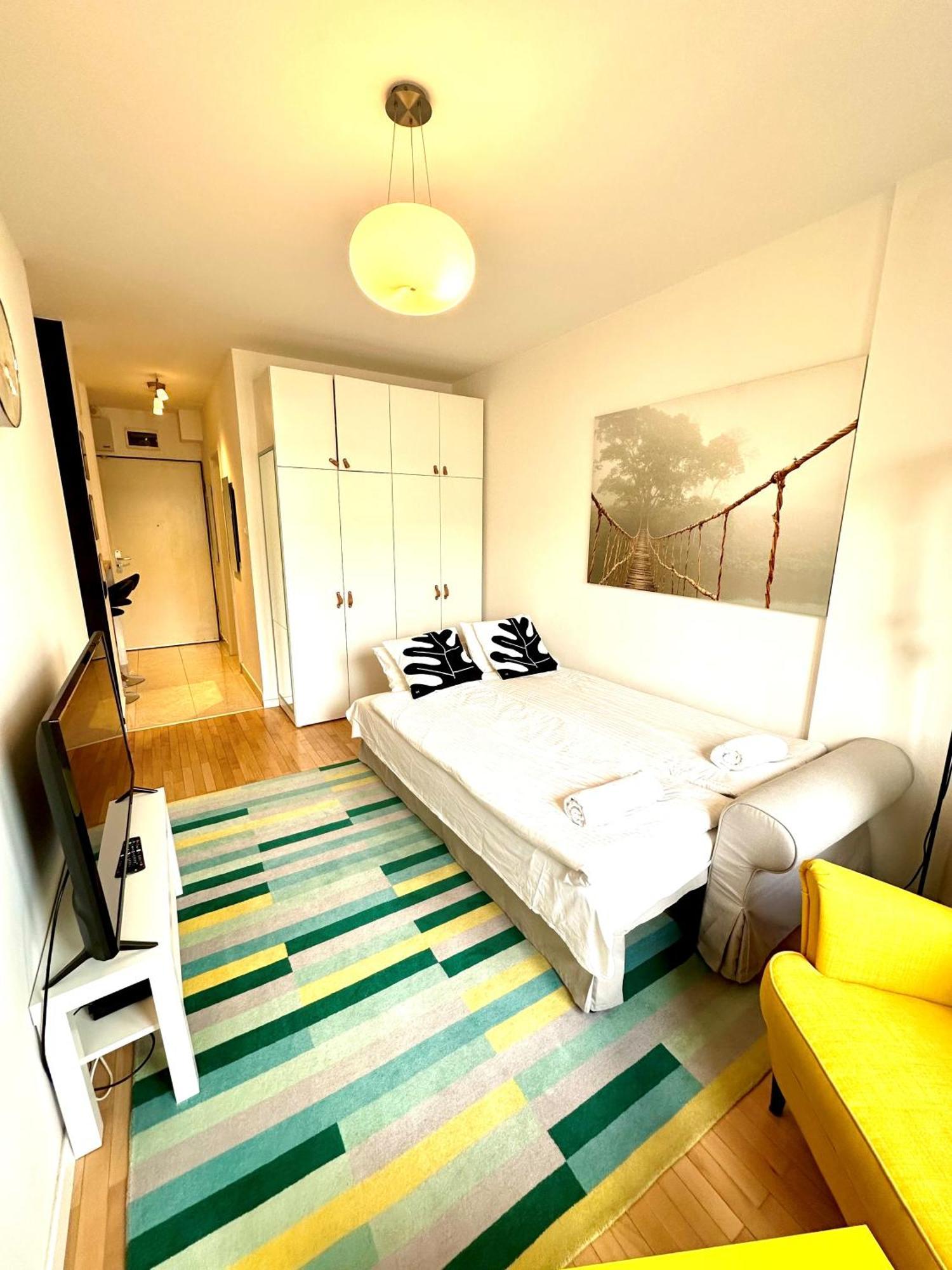 Peony Hollo Apartment - Free Garage Under The House Budapest Ngoại thất bức ảnh
